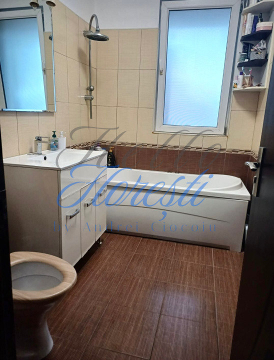 Apartament 2 camere 51 mp, 3 balcoane, Eroilor, parcare inclusă