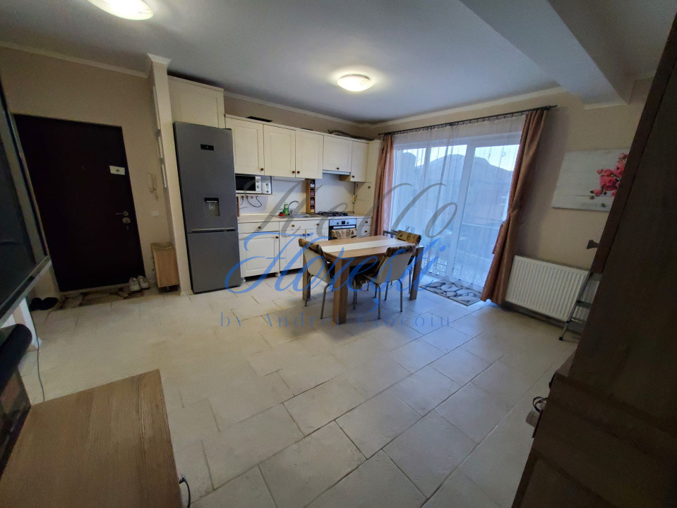 Apartament 2 camere 2 balcoane și parcare, Tineretului