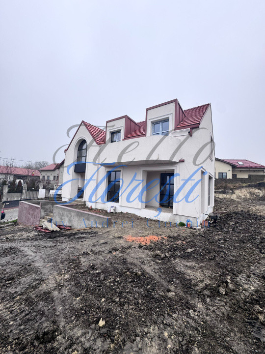 Casa individuala , 4 camere, teren 600 mp zona Chinteni