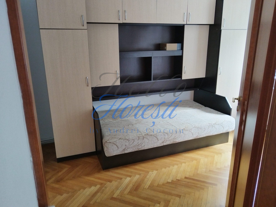 Apartament 3 camere 72 mp in Cluj zona Manastur