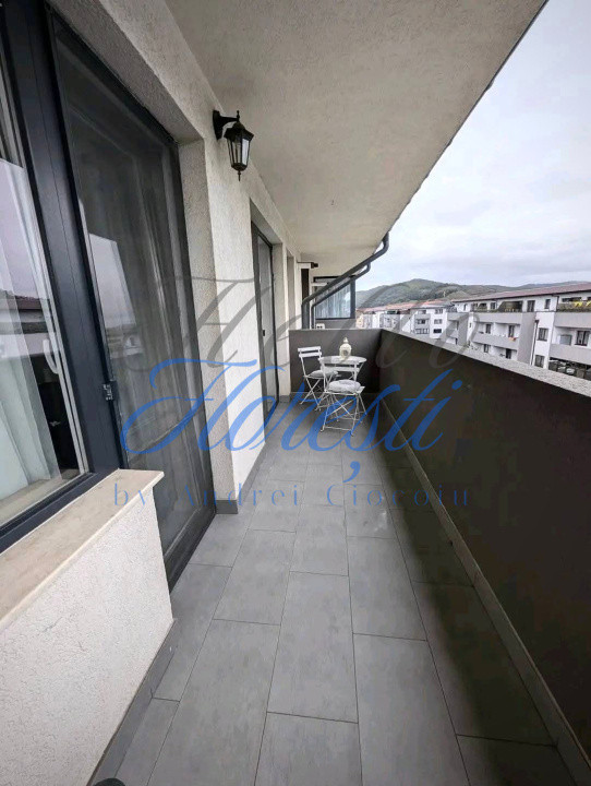 Apartament 2 camere + parcare, zona Terra, Florești