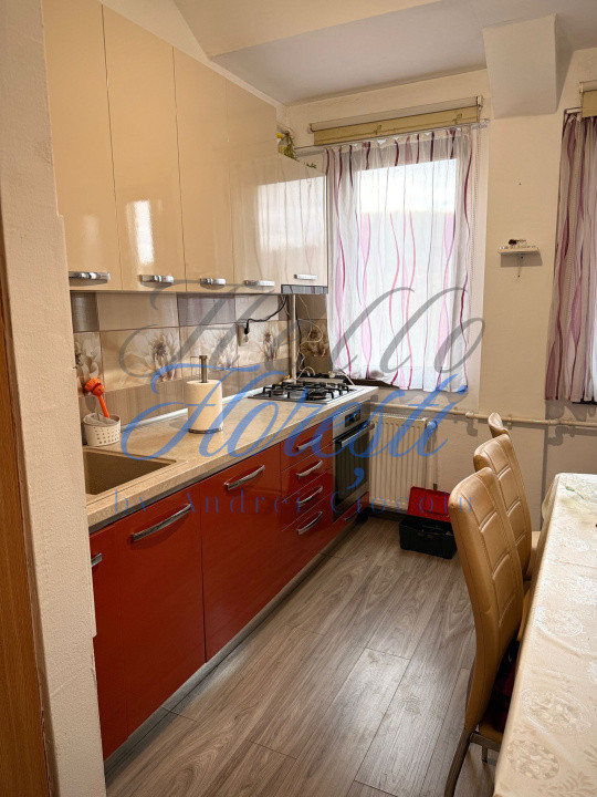 Apartament 3 camere, zona Bd. Cetatea Fetei, Florești