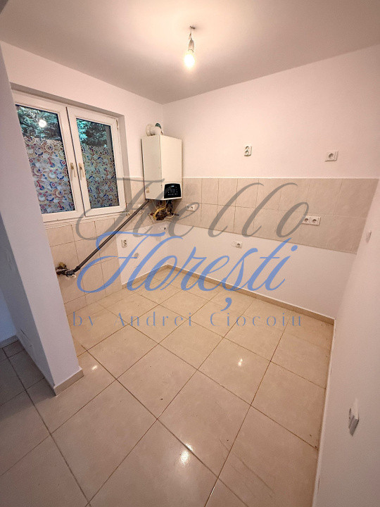 Apartament 3 camere pe două niveluri + pod, balcon, terasă & parcare