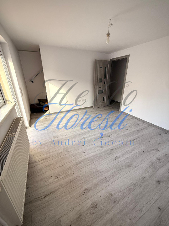 Apartament 3 camere pe două niveluri + pod, balcon, terasă & parcare