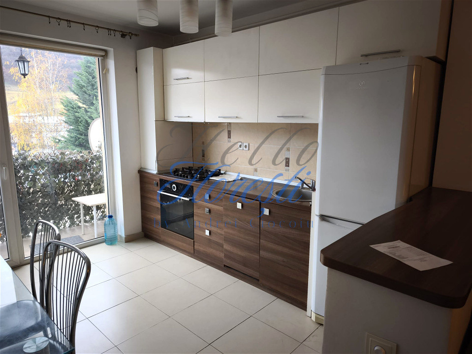 Apartament 2 camere, balcon & parcare, Florilor