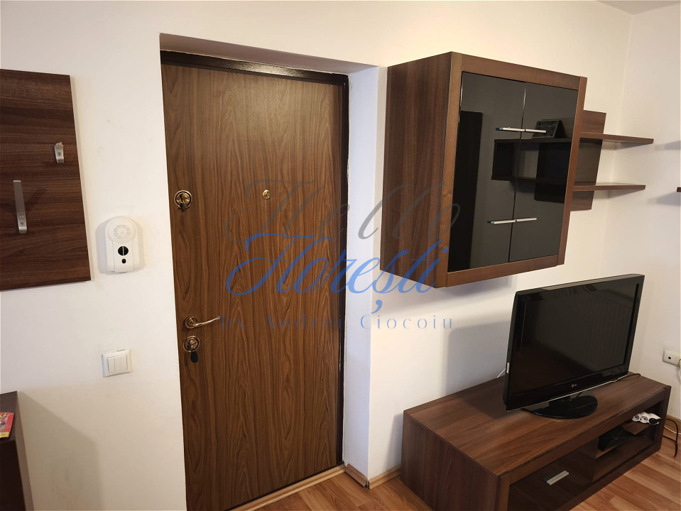 Apartament 2 camere, balcon & parcare, Florilor