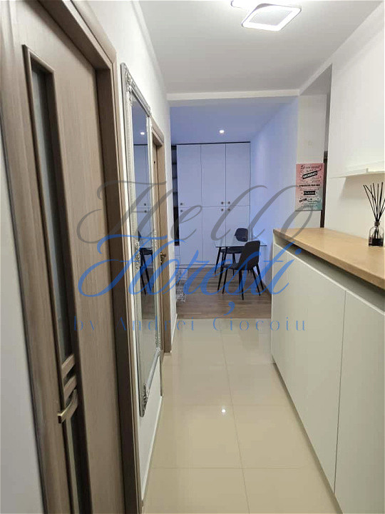 Apartament 3 camere, 2 băi & balcon, Teilor