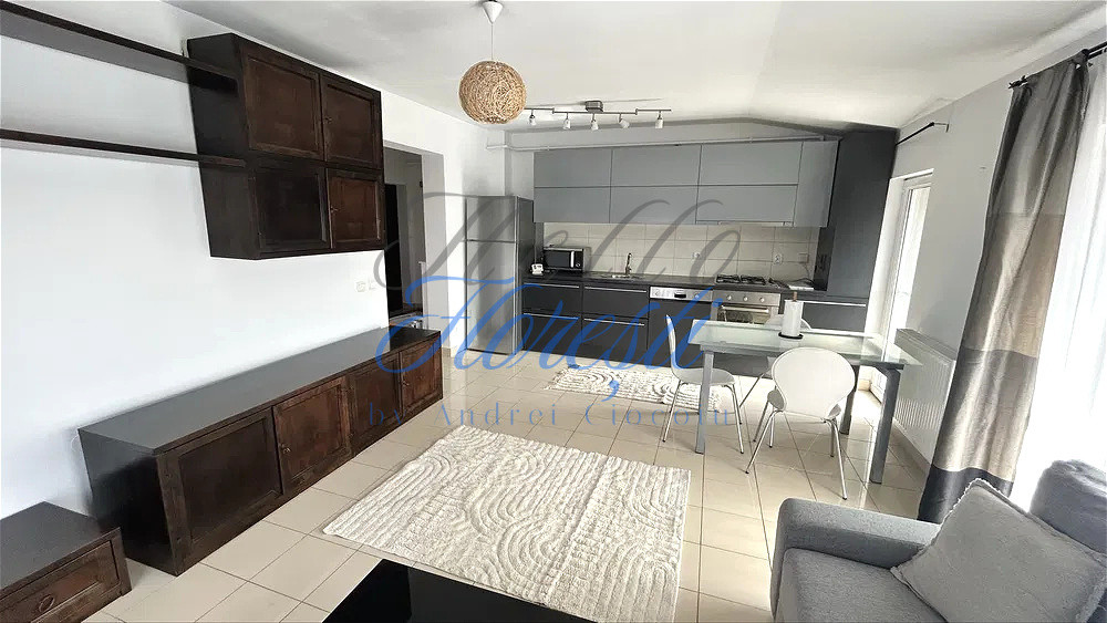 Apartament 2 camere, 3 balcoane + parcare, Eroilor - Ocupabil imediat!