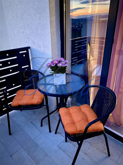 Apartament 3 camere, balcon + parcare, etaj intermediar, Vivo Cluj