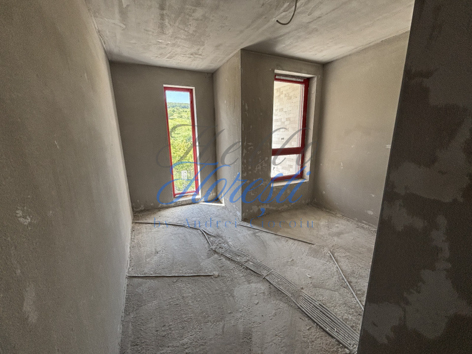 Casa cu 6 camere in sat Gheorgheni 