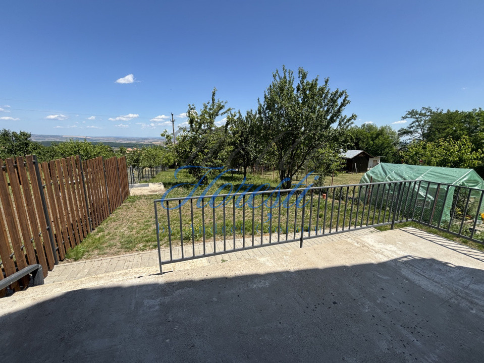 Casa cu 6 camere in sat Gheorgheni 