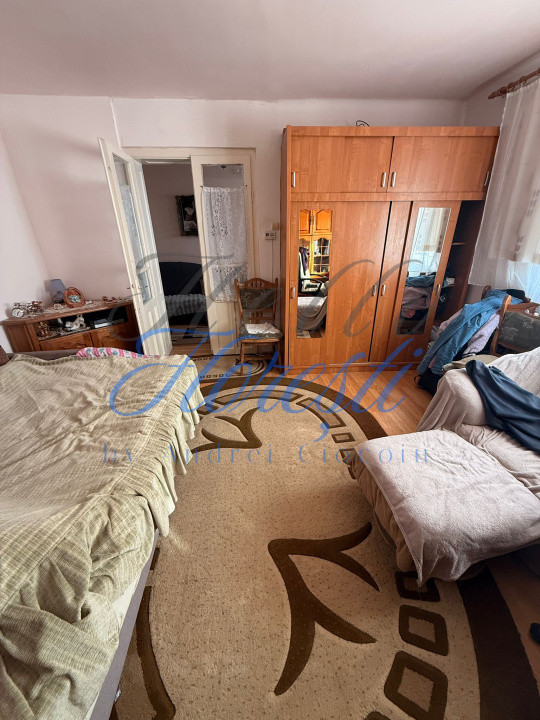 Casa individuala 5camere 94 mp, garaj20mp,3000 mp teren zona Maramuresului 