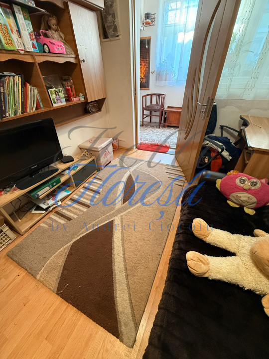 Casa individuala 5camere 94 mp, garaj20mp,3000 mp teren zona Maramuresului 