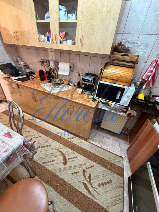 Casa individuala 5camere 94 mp, garaj20mp,3000 mp teren zona Maramuresului 