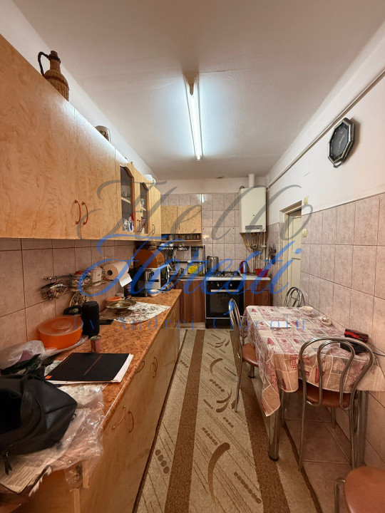 Casa individuala 5camere 94 mp, garaj20mp,3000 mp teren zona Maramuresului 