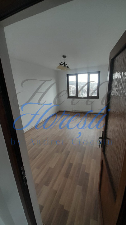 Casa individuala 6 camere 203.19 mp, garaj,723 mp teren zona nord Chinteni