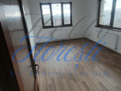 Casa individuala 6 camere 203.19 mp, garaj,723 mp teren zona nord Chinteni