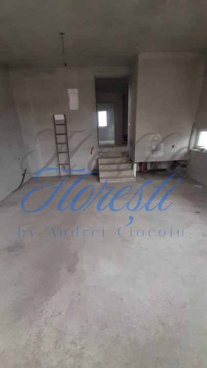 Casa individuala 17 incaperi 257 mp utili zona Someseni 