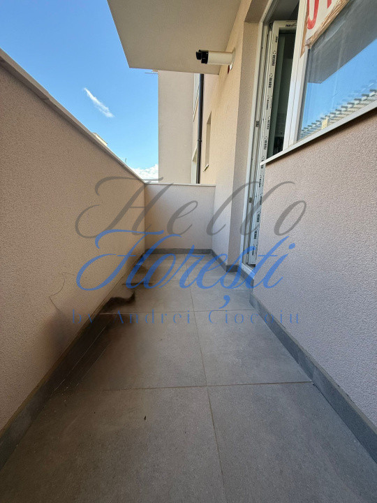 Apartament 3 camere 59.9 mp + balcon 3,7 mp in Floresti zona Cetatii 