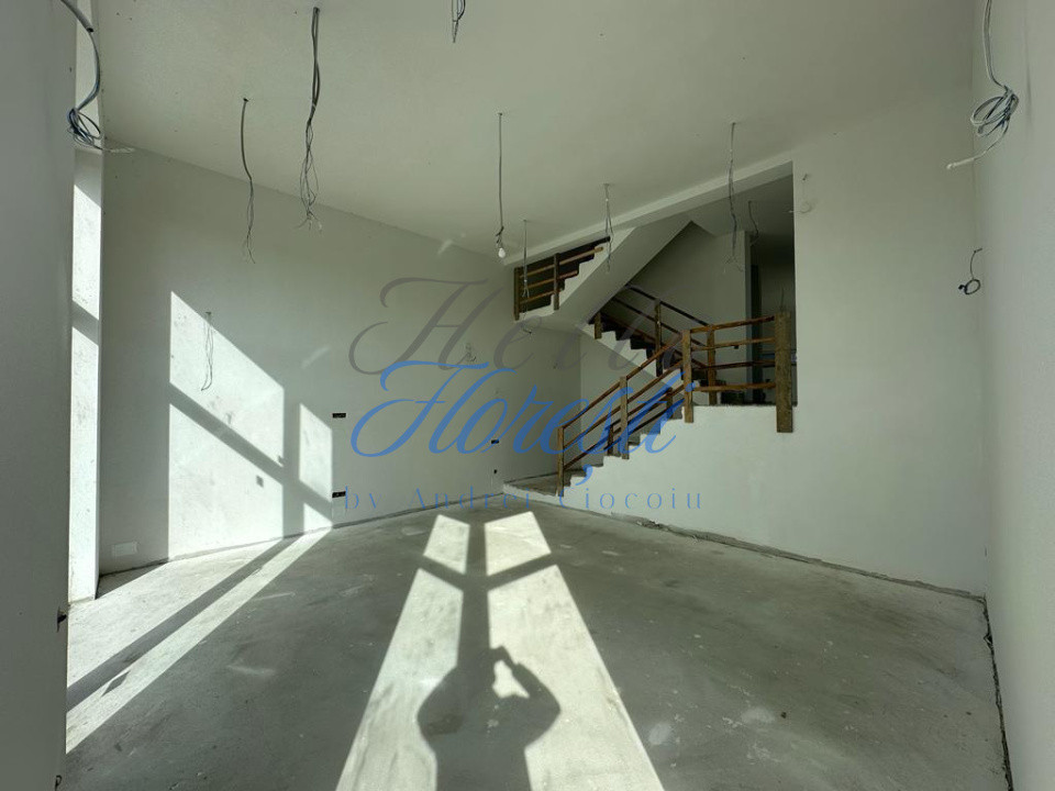 Casa tip duplex 5 camere, 224 MP+2 Parcari, Zona Borhanci, Cluj