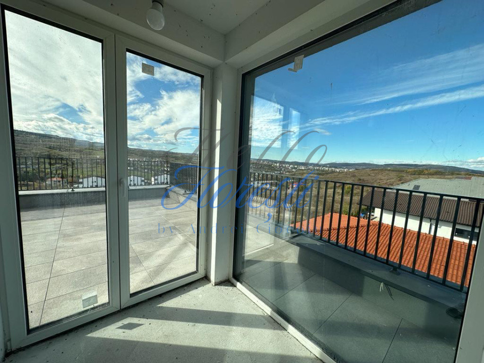 Casa tip duplex 5 camere, 224 MP+2 Parcari, Zona Borhanci, Cluj