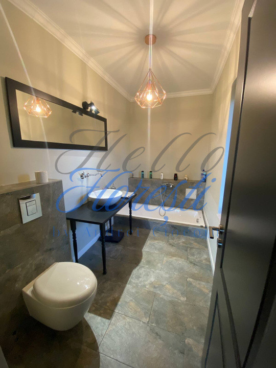 Vila 4 camere zona Damul-Rotund