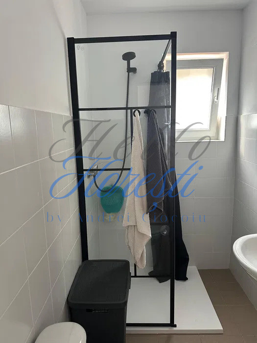 Apartament 1 camera in zona Vivo