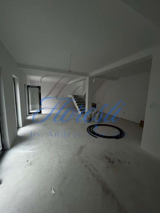 Casă tip duplex modernă, terase panoramice, în zona rezidențială Dâmbul Rotund