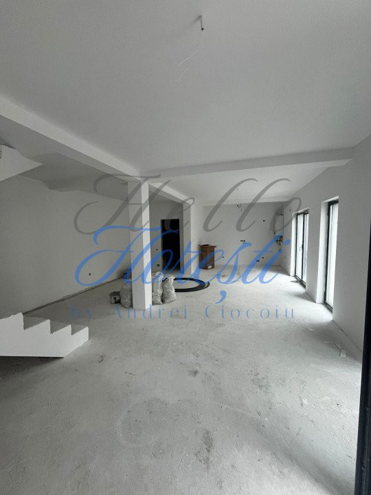 Casă tip duplex modernă, terase panoramice, în zona rezidențială Dâmbul Rotund