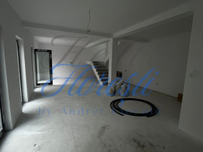 Casă tip duplex modernă, terase panoramice, în zona rezidențială Dâmbul Rotund