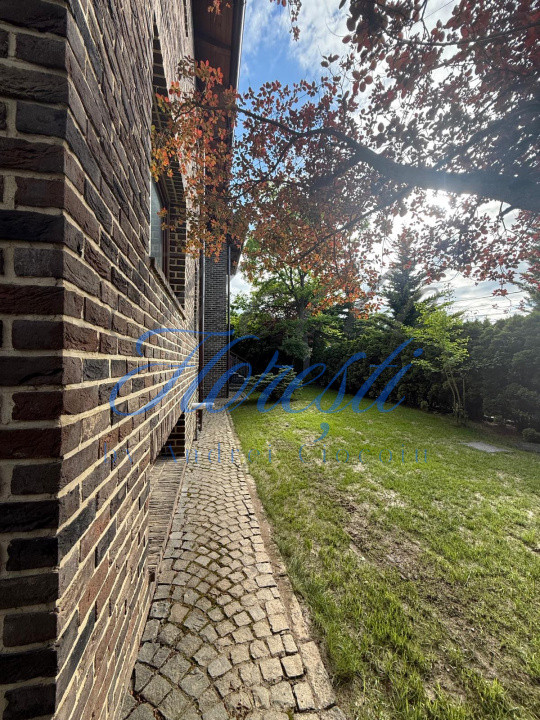 Casa individuala , 6 camere , 310 MP, Zona Faget , Cluj