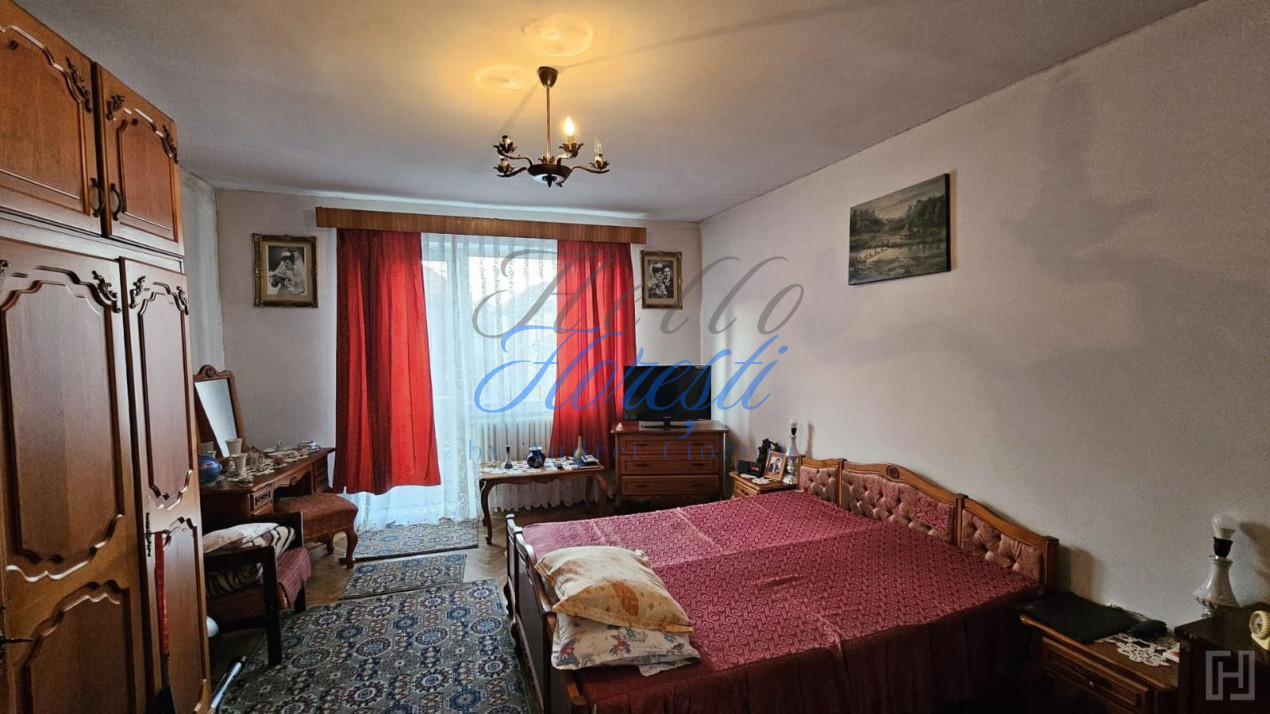 Casa individuala 5 camere , 175 MP , Zona Andrei Muresanu , Cluj