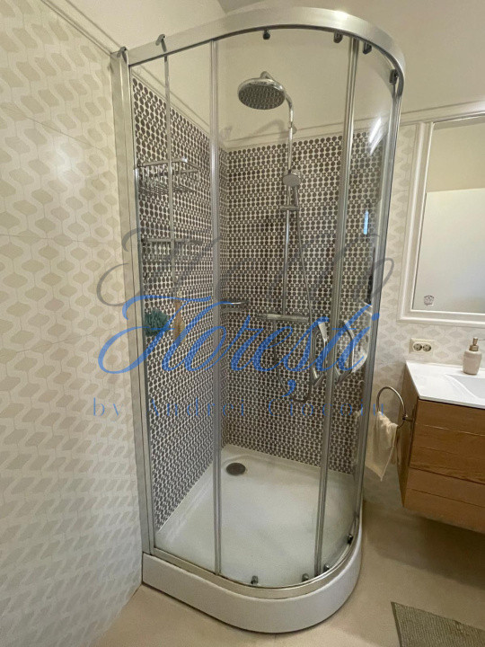 Duplex 120MP+2 Parcari, Zona Vivo, Floresti