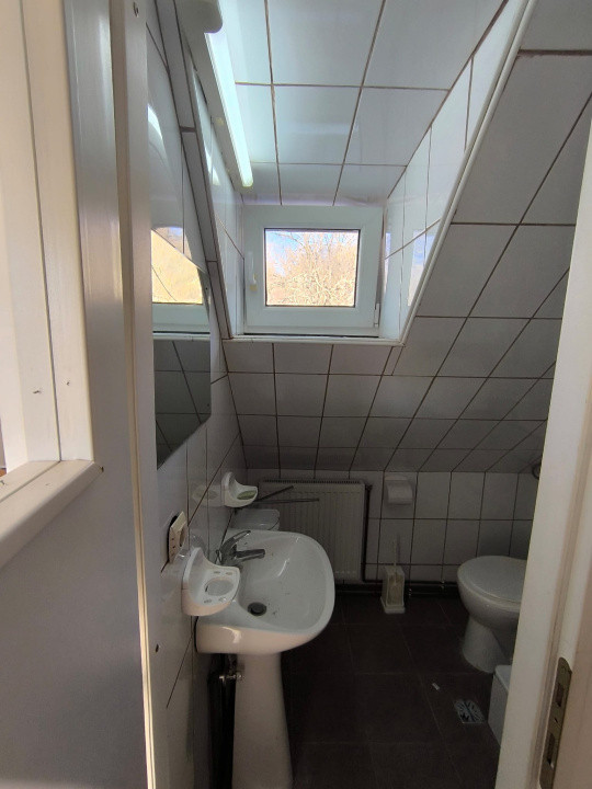 Casa individuala 2 camere 60mp,1228 mp teren zona Zimbor