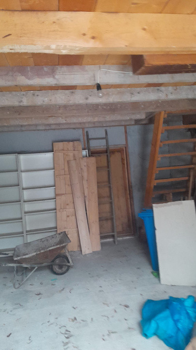 Casa individuala 2 camere 60mp,1228 mp teren zona Zimbor