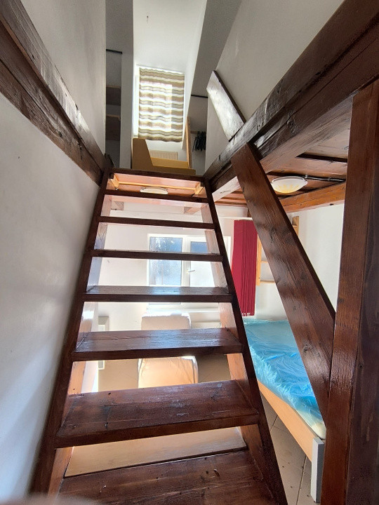 Casa individuala 2 camere 60mp,1228 mp teren zona Zimbor