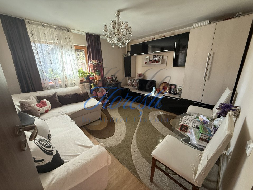 Casa 249 mp cu teren 2172 mp - zona Tautiului - Floresti