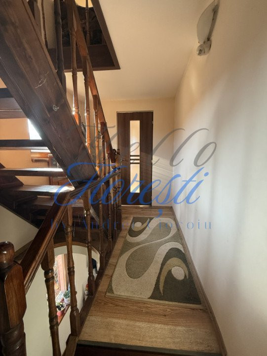 Casa 249 mp cu teren 2172 mp - zona Tautiului - Floresti