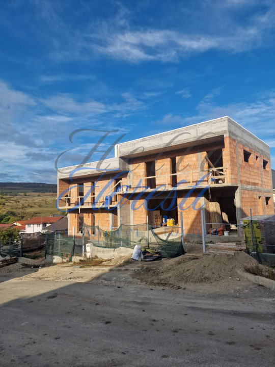 Duplex 5 camere 135 mp, 180 mp teren zona exterior nord Iris