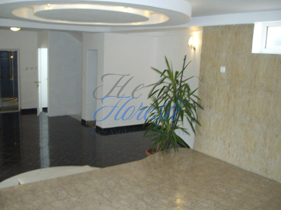 UNICAT vila cu 5 camere, 300 MP,  Zona Plopilor, Cluj