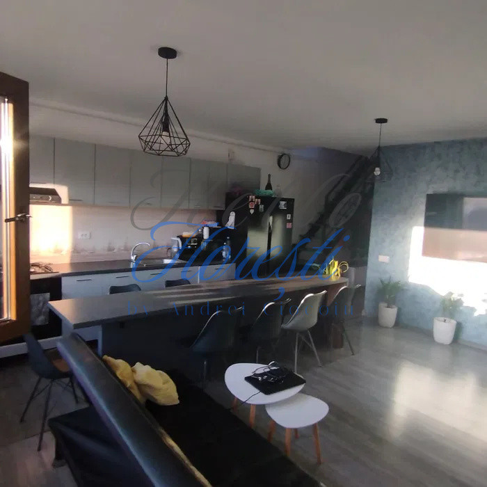 Apartament 4 camere , 120 mp ,zona Stejarului Floresti 