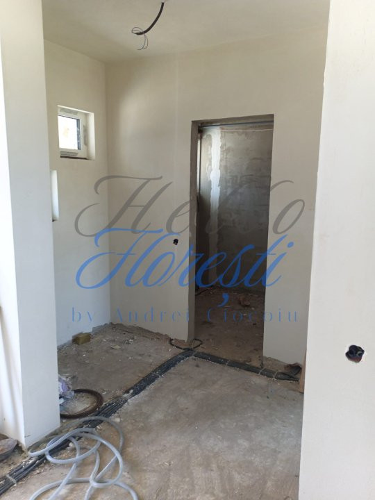 Unitate din triplex, 119mp utili, 2 locuri de parcare, zona Terra