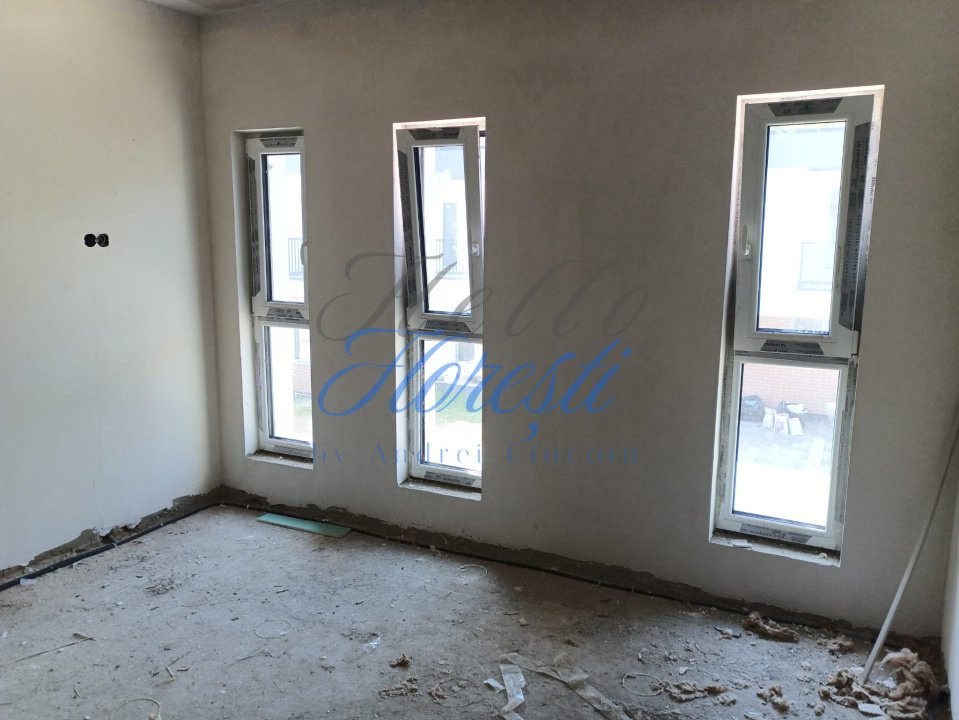 Unitate din triplex, 119mp utili, 2 locuri de parcare, zona Terra