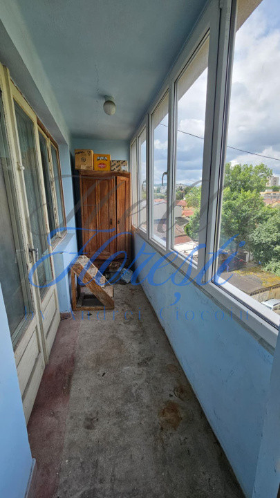 Apartament cu 4 camere zona Plopillor