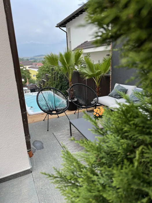 Apartament cu 3 camere in casa in zona Gruia