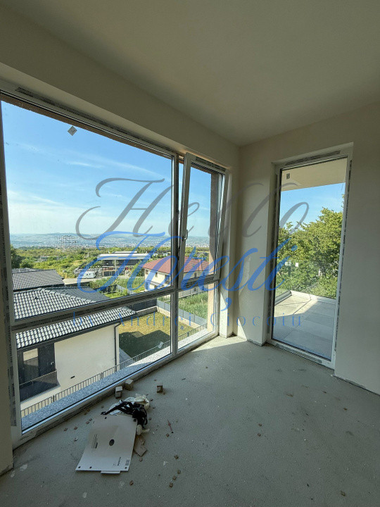 Casa pe 3 nivele in Feleac