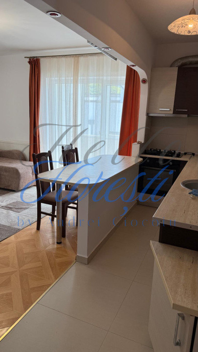Apartament cu 2 camere, balcon inchis si parcare in Floresti zona Stejarului