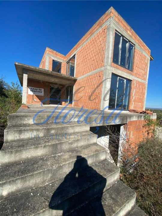 Casă modernă 235mp, Jucu!