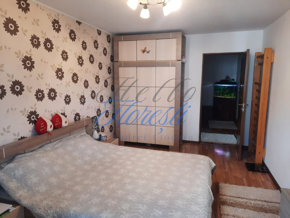 Apartament de Vanzare, 3 Cam., 61MP, Sub Cetate, Floresti