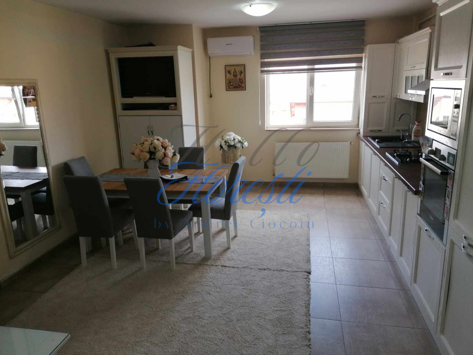 Apartament 3 camere , 62mp ,Zona Florilor,  Floresti 